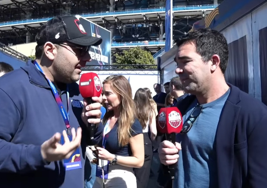 德科谈梅西：“在我心中，梅西是史上最伟大的球员，我很幸运能成为他的队友和朋友。这