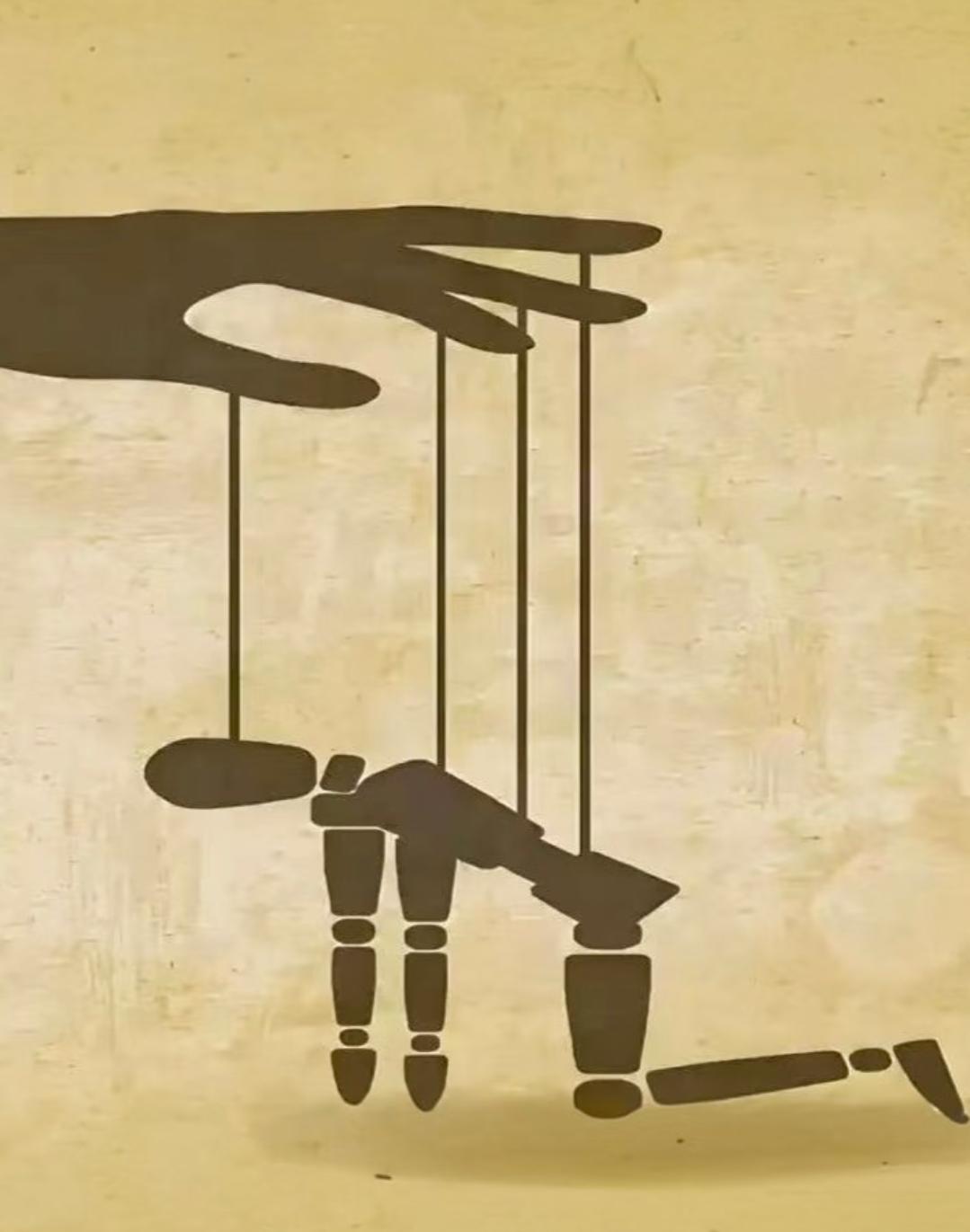 跟控制欲强的人生活在一起什么感觉？我一长辈亲戚，女的，她儿子小时候很大了还给他