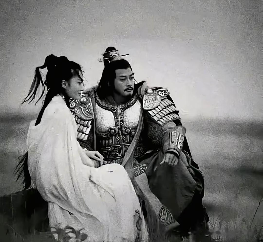 虞姬的死，从来不是殉情，而是殉道。本质上，项羽和虞姬本就是同一类人：虞是女