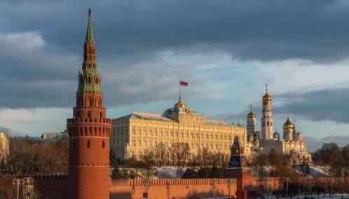 俄罗斯终于撑不住了，在和平协议上妥协了，但是乌克兰依旧在蹬鼻子上脸。 近期俄