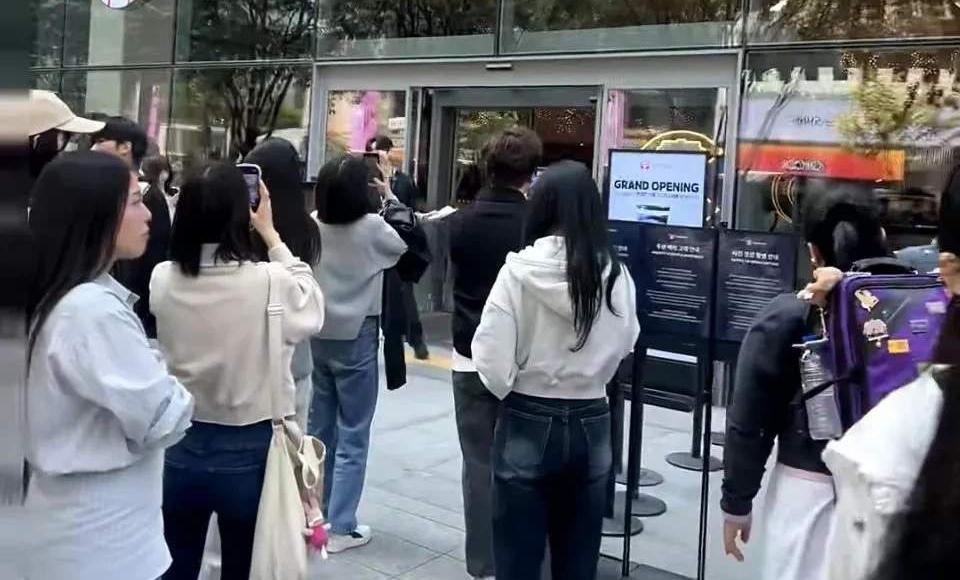 霸王茶姬水银事件当事人，张女士发声了，从这基本就可以确认，这次事件估计就是投毒，