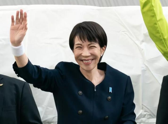 2月7日，英国报纸讽刺高市早苗：“在日本，如果你想赢得选举，千万要记得，什么都不