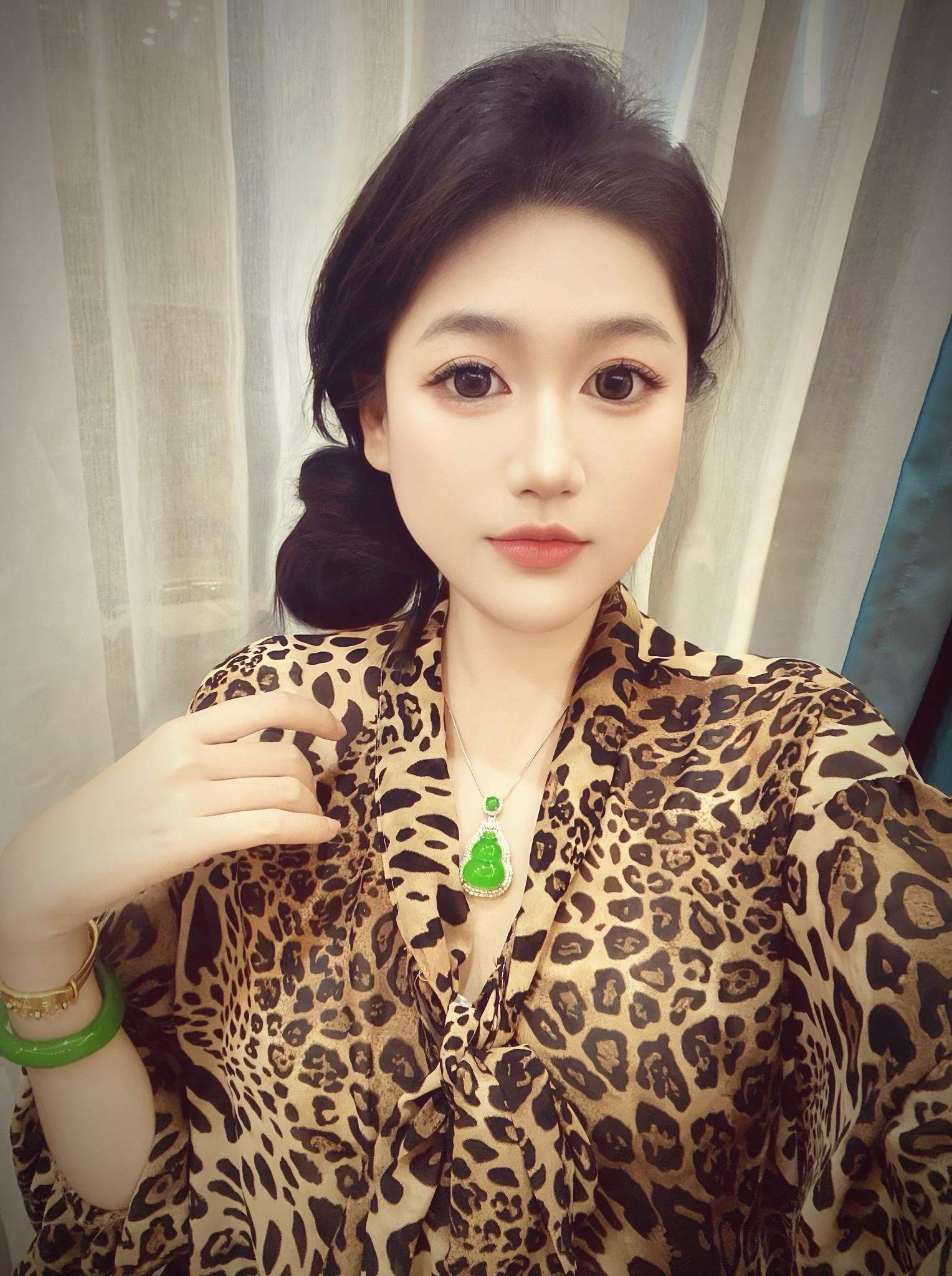 你说我身上好香 废话 老娘自带体香