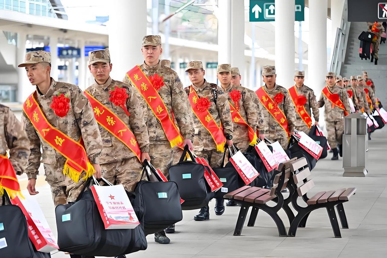 2026参军入伍通关秘籍大放送1、体检关：比丈母娘选女婿还挑剔——视力保