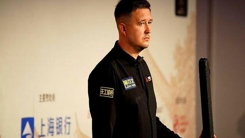 凯伦·威尔逊击败奥沙利文赛后采访：“在上海打球还是那么美好凯伦把孩子们领进满座