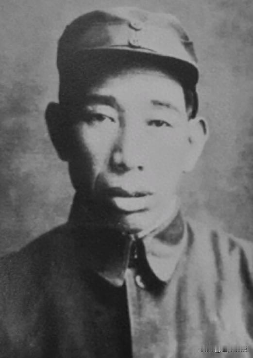 他当了多年副司令，却没转正；授衔时却直接成了中将；这事到底咋回事？杨国夫在6纵