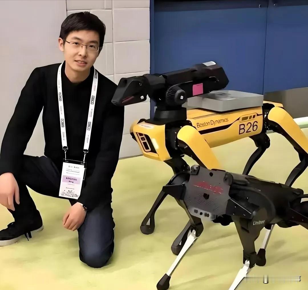 宇树科技CEO王兴兴一番话，让不少人直呼意外。春晚上能翻跟头、打醉拳的机器人