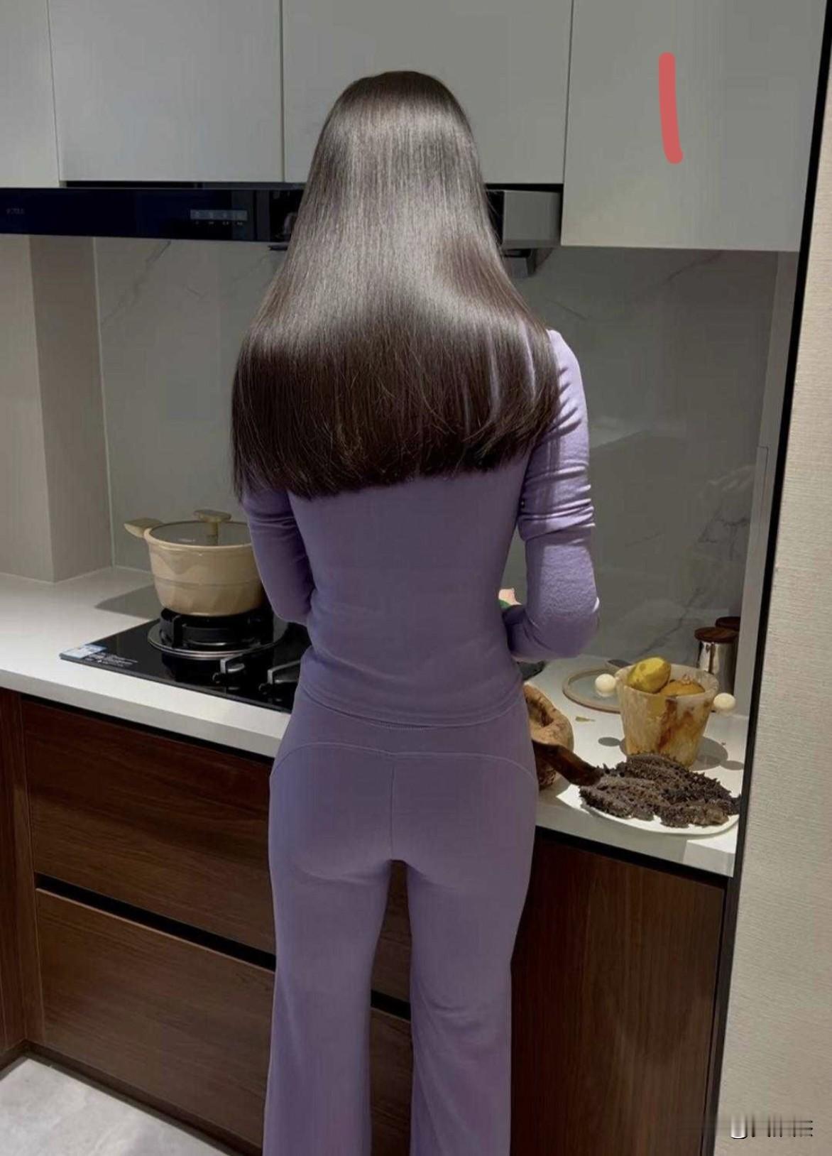 这乌黑亮丽的头发，哪个适合拍广告？