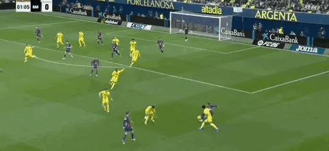 亚马尔现在有时候真是被各种球队开始针对了，类似黄色潜水艇这样的球队都开始明白用两