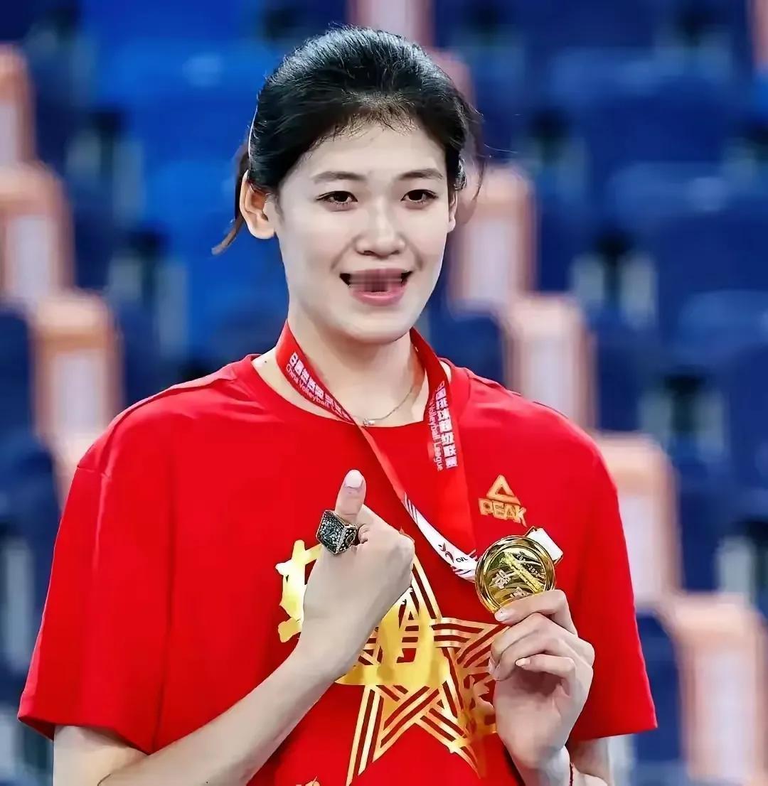 赵勇直言：“李盈莹是球队命脉！没她，天津连前三都悬，国家队若缺她，亚洲都难突围。