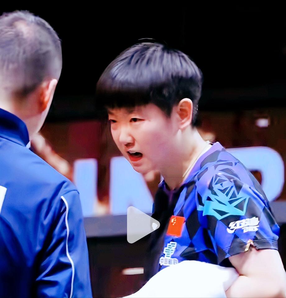 孙颖莎3:1拿下叶伊恬的时候，为什么凶马琳了？我估计不是凶马琳，而是说裁判不