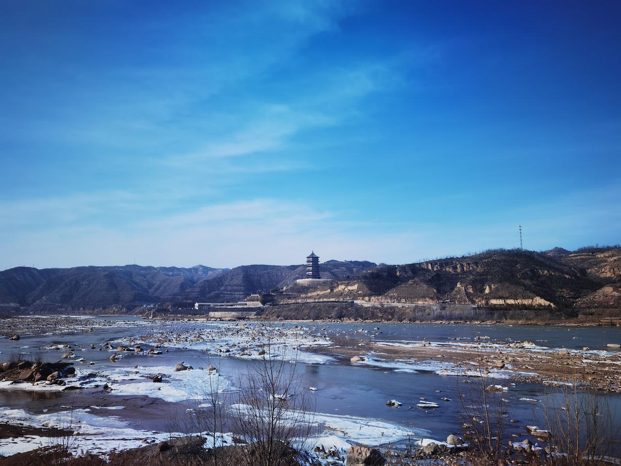 碛口古镇，真的值得一游！它在山西吕梁临县，是国家4A级古镇，有人说它是黄河边的古