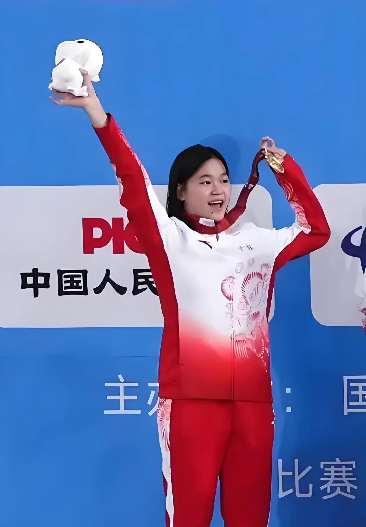 全红婵发胖了，还能重回巅峰吗？全红婵这体型变化，说白了就是正常发育+没刻意