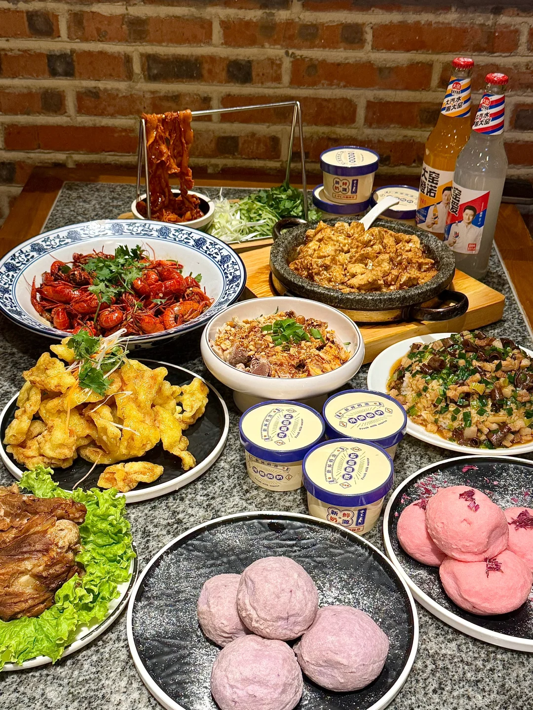 青岛很正宗的东北菜！海肠捞饭巨好吃！！！