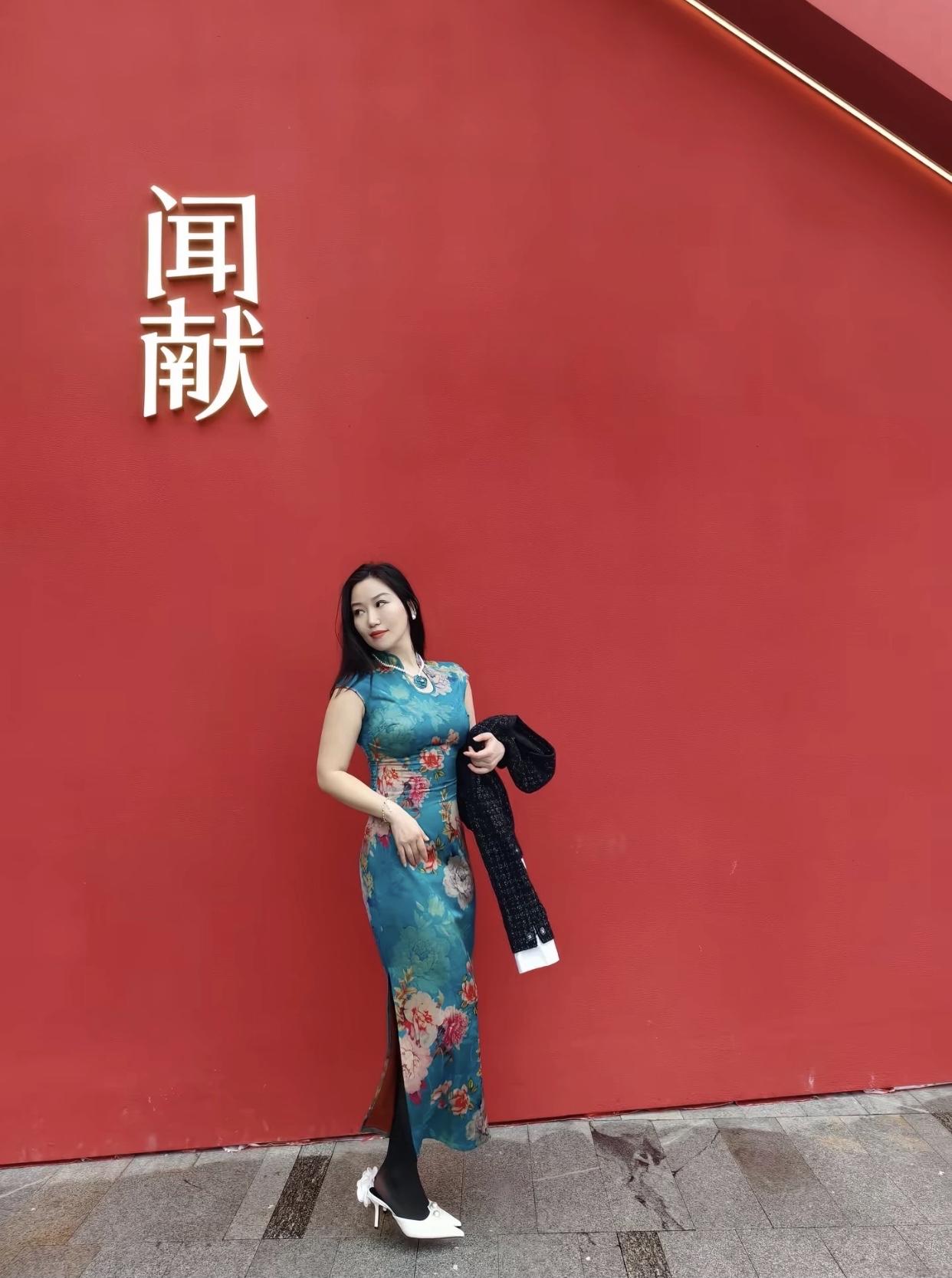 旗袍穿搭美女旗袍古典美女