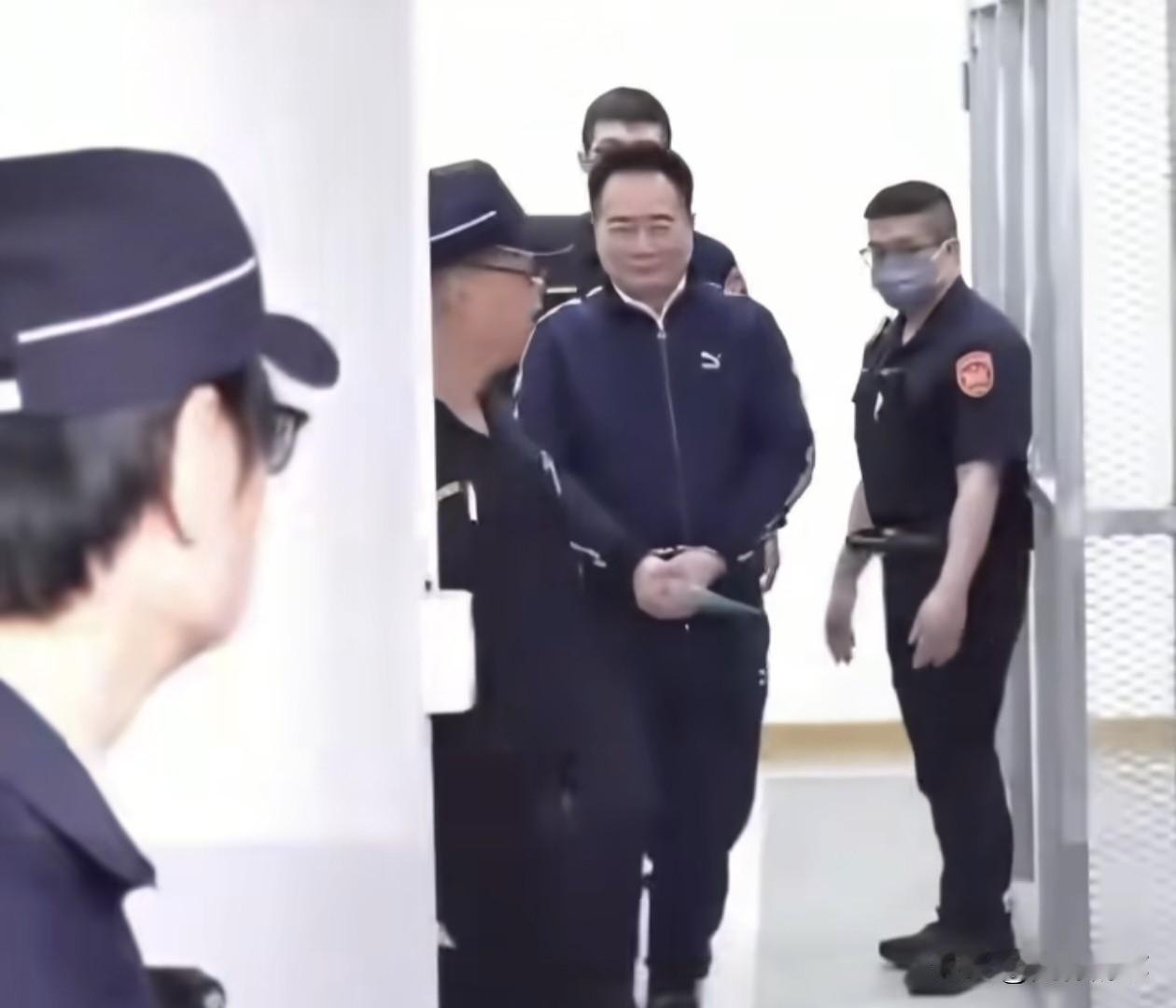 服刑两个多月后蔡正元发文了。蔡正元的发文，主要是对这段时间期间去探望他的人表