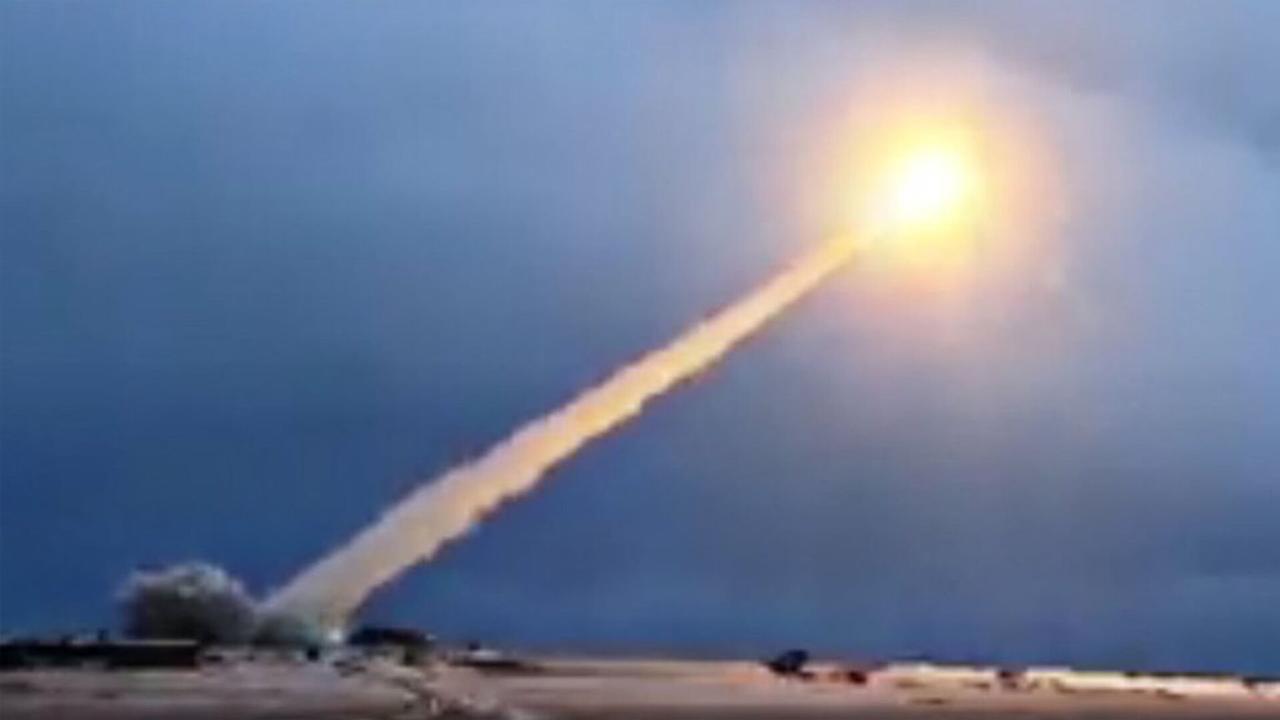 11月4日，普京为核动力无限射程巡航导弹“海燕”导弹和“波塞冬”无人潜航器的研发