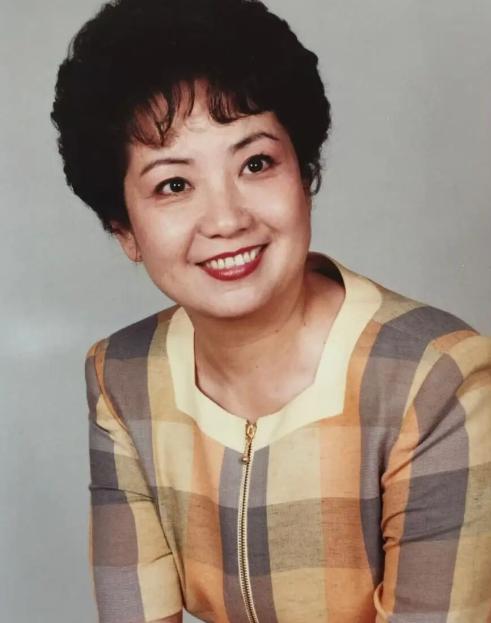 9月1日，李维康追悼会现场，亲人的告别一幕看得人心发酸，告别仪式快要结束，耿其昌