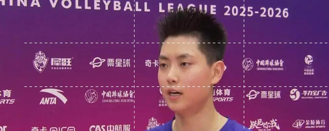 在我心里，刘美君是天津女排唯一一块遮羞布。这个赛季天津女排是挺难的，虽然引进