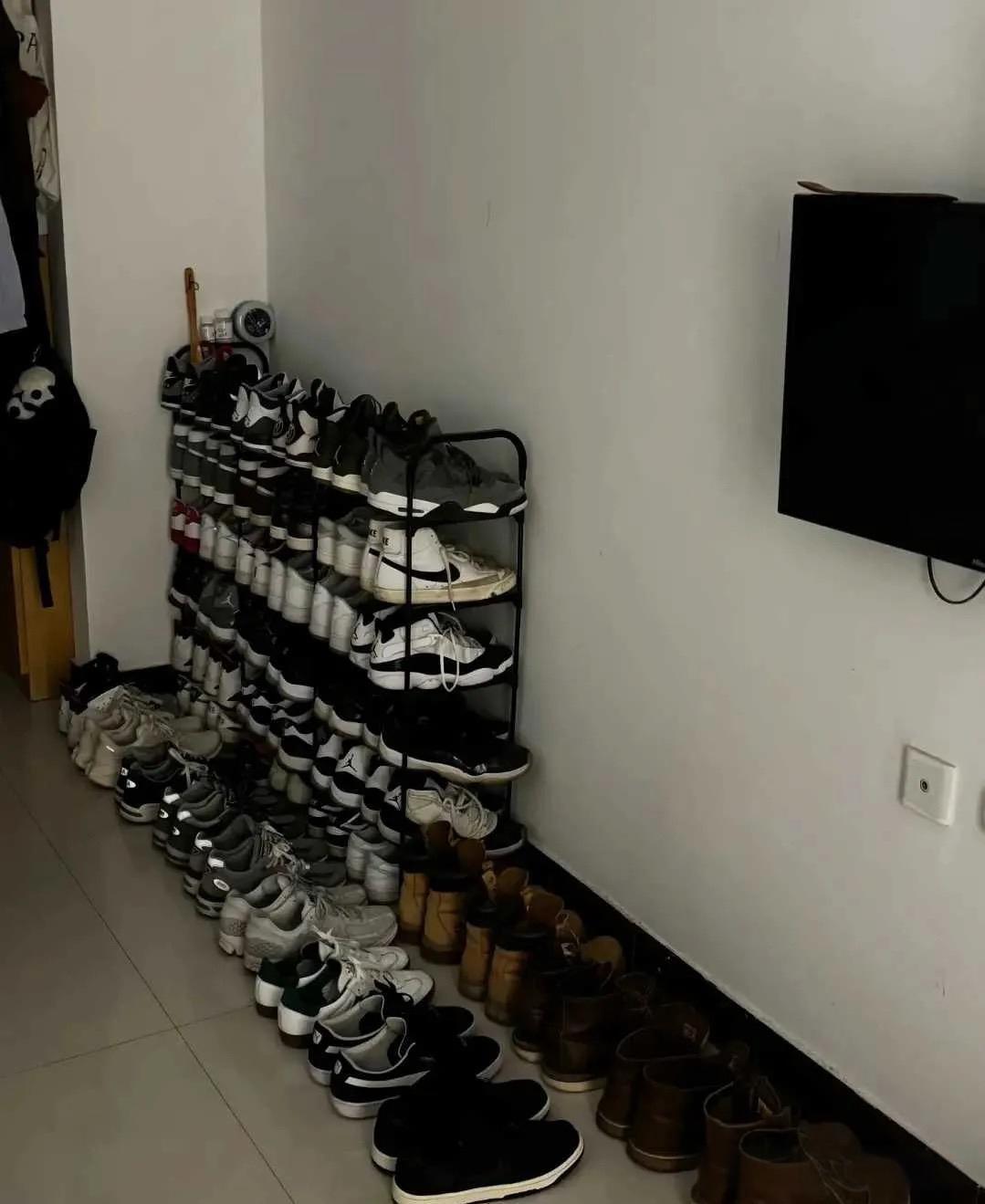 有个就爱买鞋的近邻怎么办