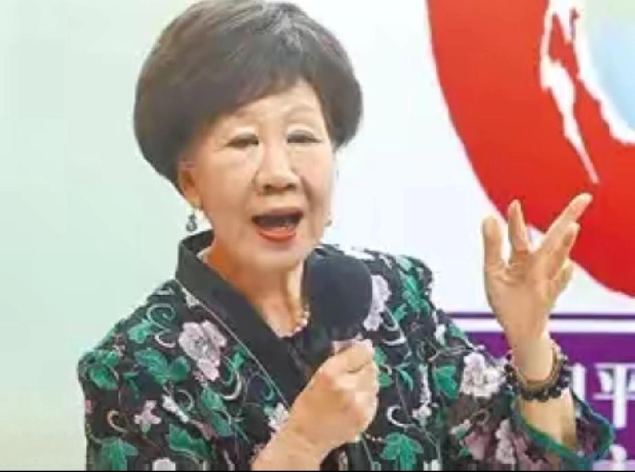 “台独”懵了，两岸都惊了！​如果不是亲耳听到，恐怕没人敢相信这话是从吕秀莲嘴里