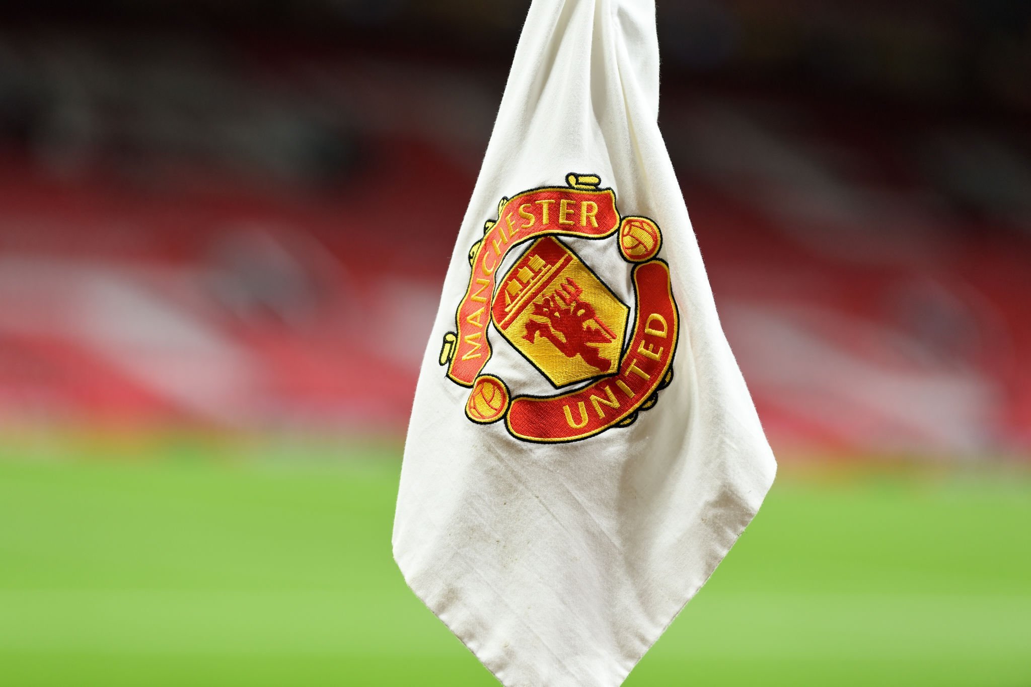 TheAthletic曼联转会交易摘要：左后卫人选正在评估中：豪尔赫·萨利纳斯（桑坦德竞技，1600