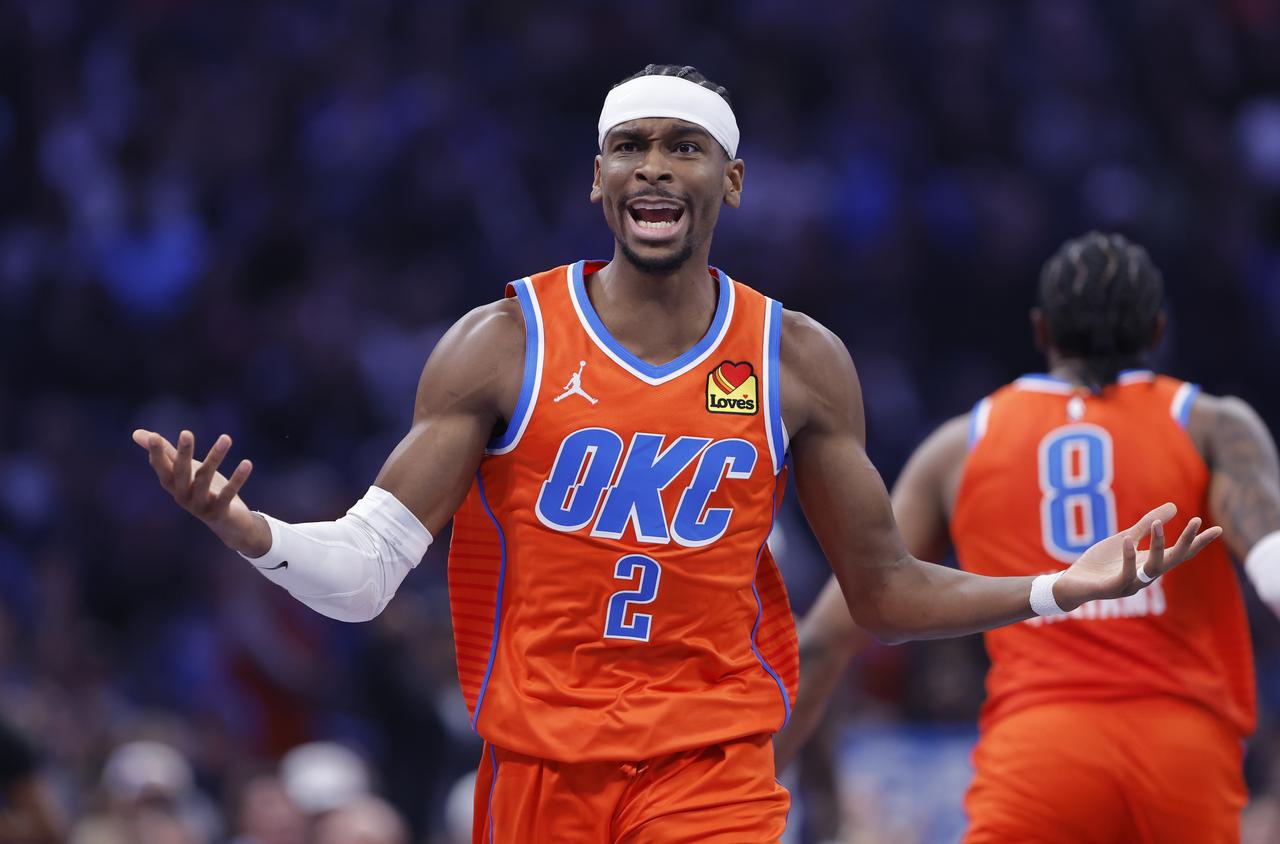 雷霆的80胜没了，亚历山大空砍35分雷霆爆冷不敌森林狼！在刚刚进行的一场NB