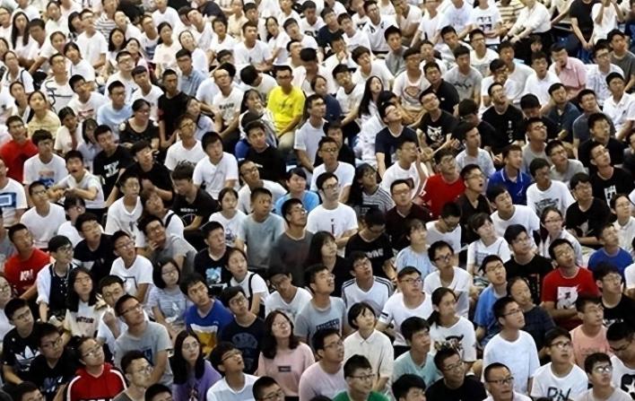 2050年中国人口还有多少？联合国人口24年报告预测，结果出乎预料。联合国