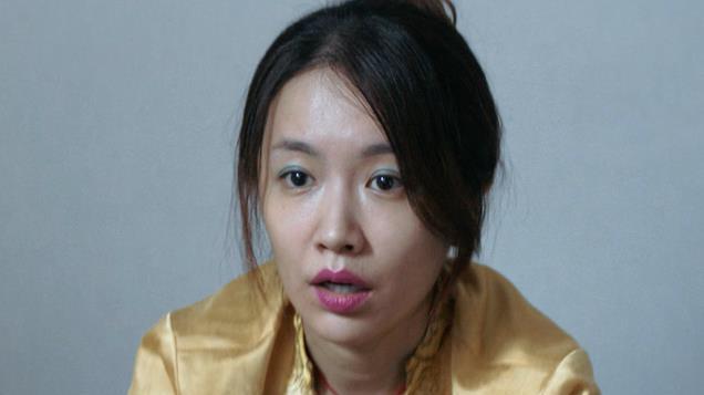 《我是刑警》“按摩女”火了:戏里膀大腰圆,戏外堪称人间尤物