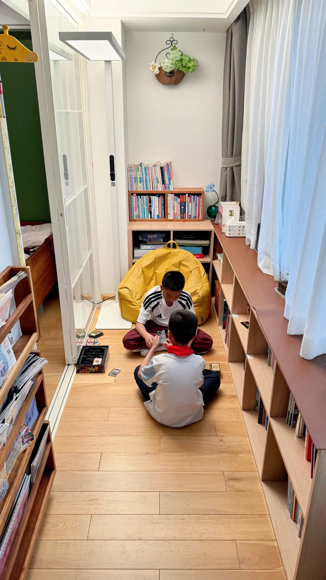 怎么会有这么适合小朋友的阳台