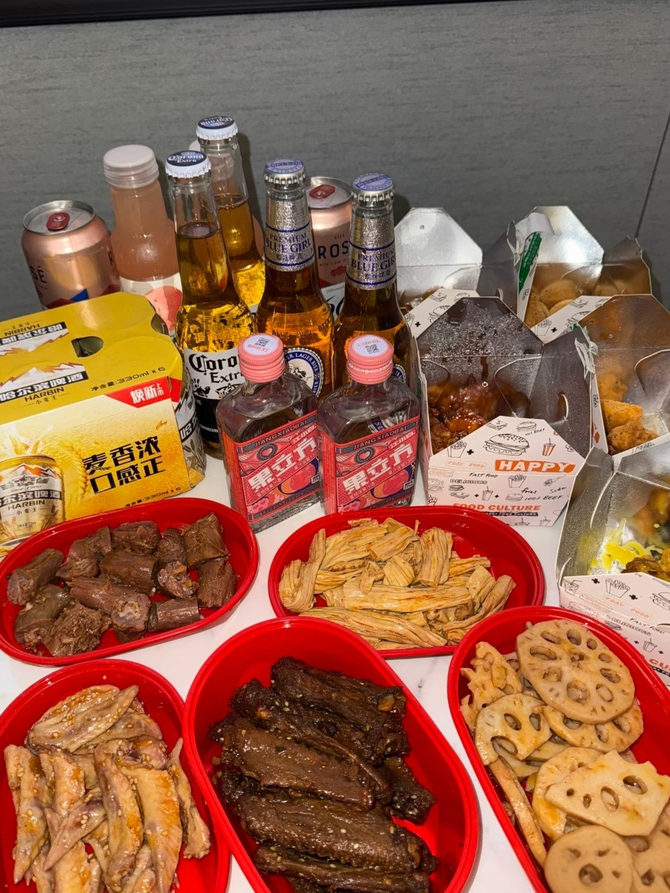 老公用我的奶茶卡点了黄焖鸡米饭是谁上班没带耳机？哦是我啊。当场表演一个原地裂开。