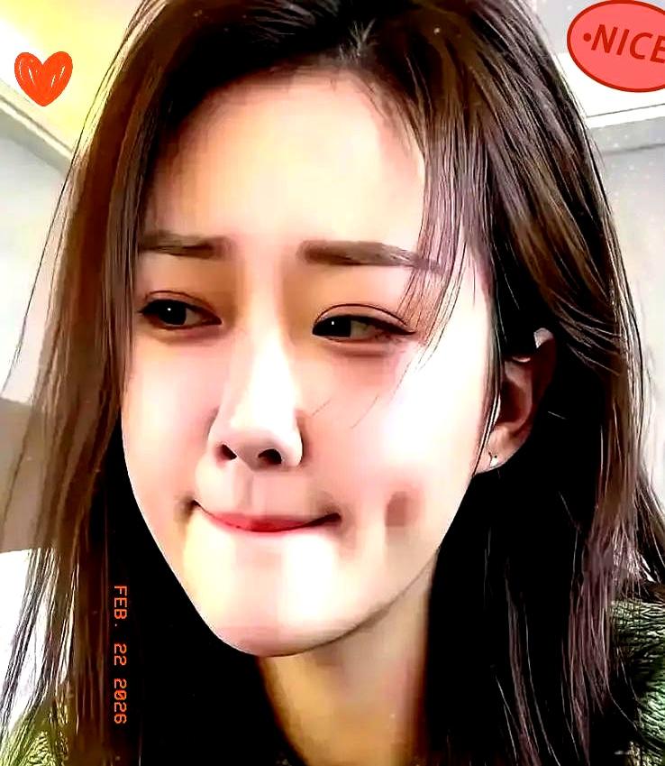 看到一条相亲8分钟就散场的视频，先沉默了。上海一男子坐下不久，朝姑娘丢下一句“