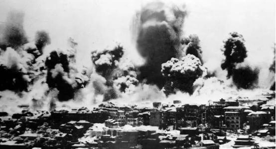 日本不相信，中国敢在日本侵略中国之时，立即核打击日本本土的原因是，日本认为如果中