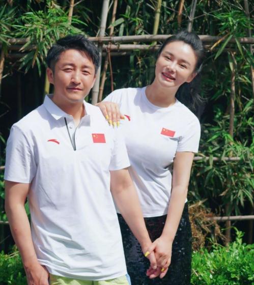 全是演戏吗？别再傻傻心疼邹市明夫妇！哪来的负债破产卖房？感情破裂全是炒作套路？卖