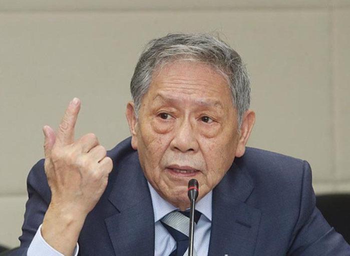 针对赖清德的偷渡式外交，帅化民建议：不听话就封锁到认错。5月2日，在所