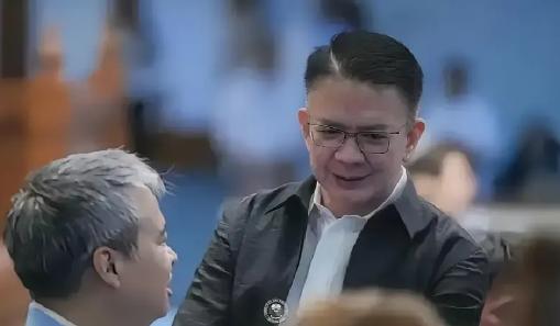 叛变者就是没有好下场！菲律宾参议员埃斯库德罗原本是杜特尔特最为器重的亲信之一
