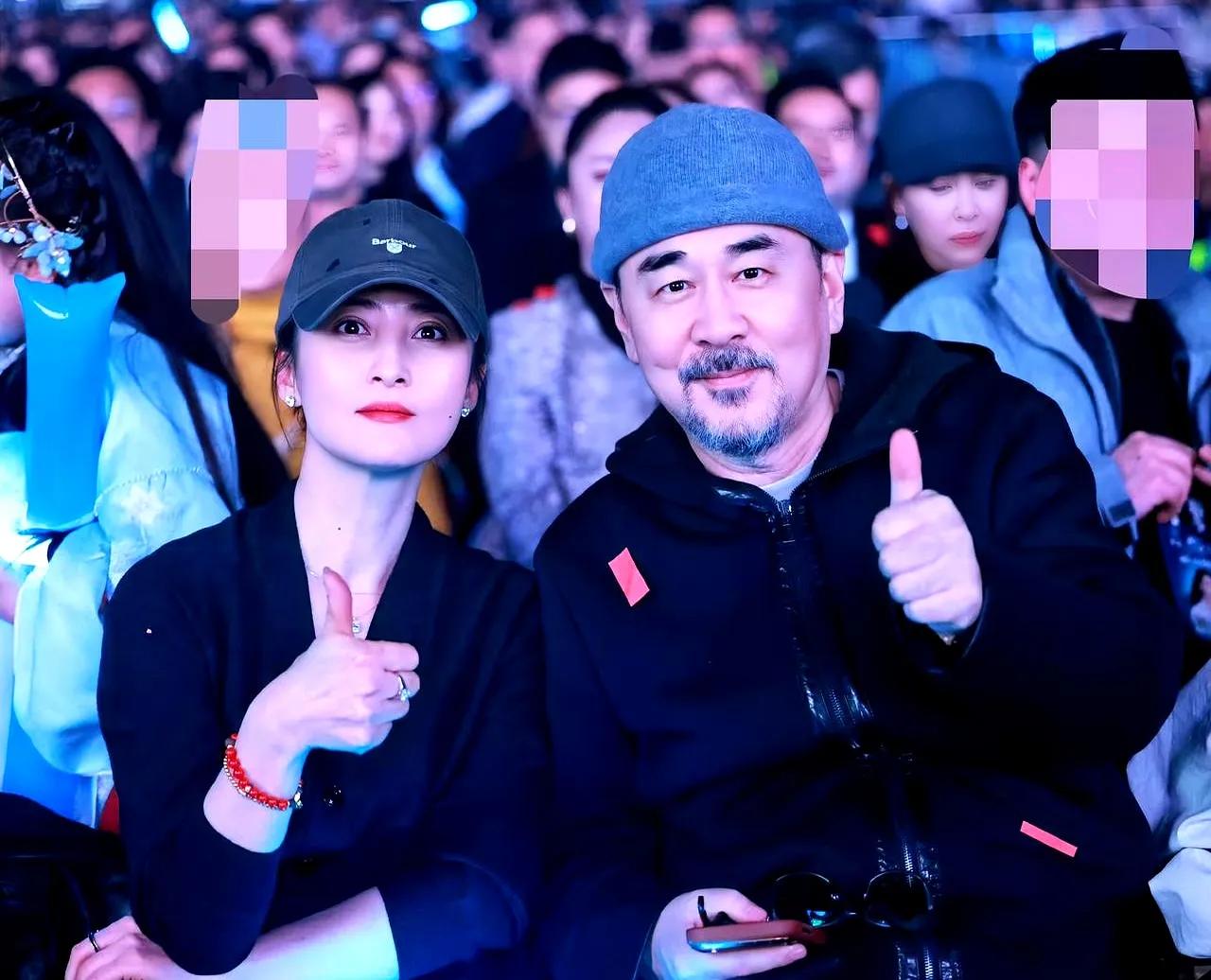 陈建斌和蒋勤勤家这俩儿子，简直是把“全能”俩字刻在基因里了吧？19岁的大儿