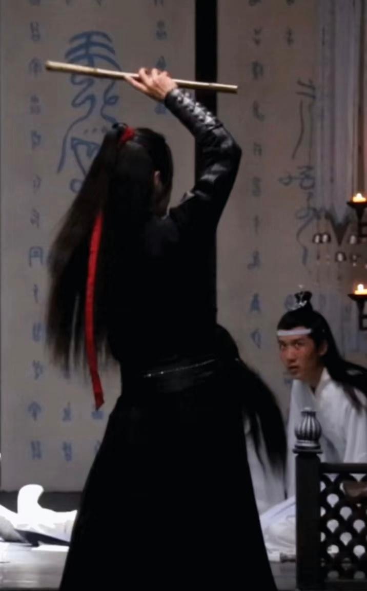 旁边的人都看傻了​​​