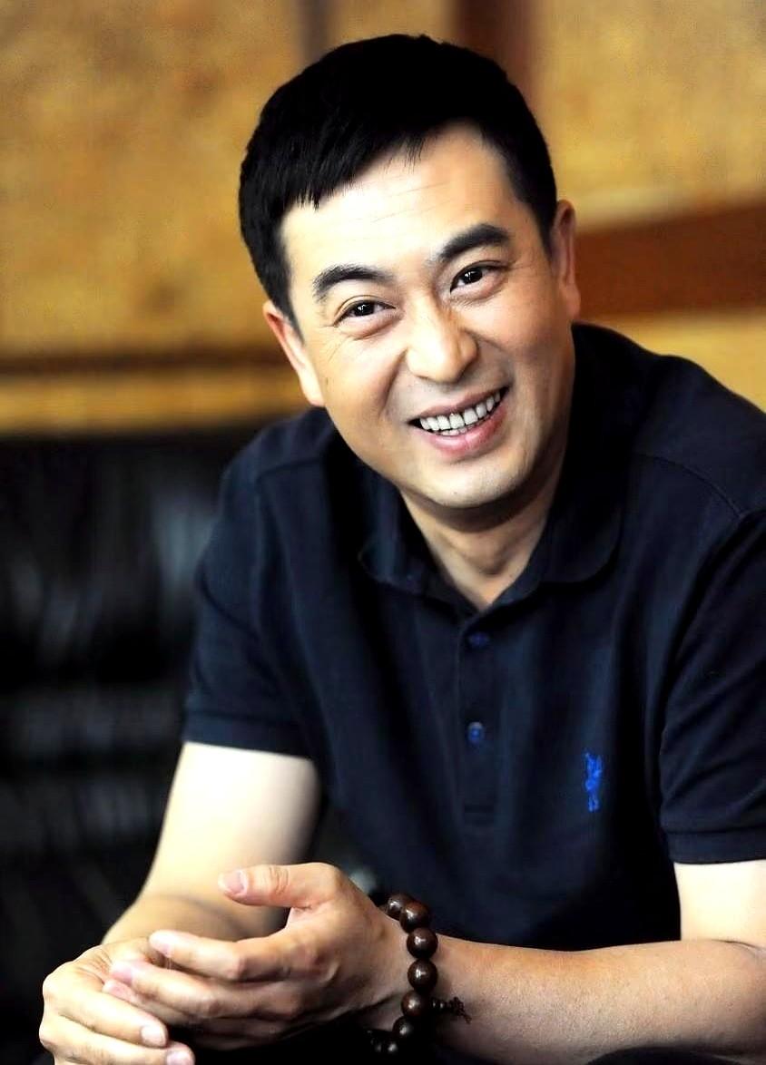 身家过亿的“宋思明”，现实中竟是另一副面孔。秦海璐合作完三部戏，忍不住直接拆