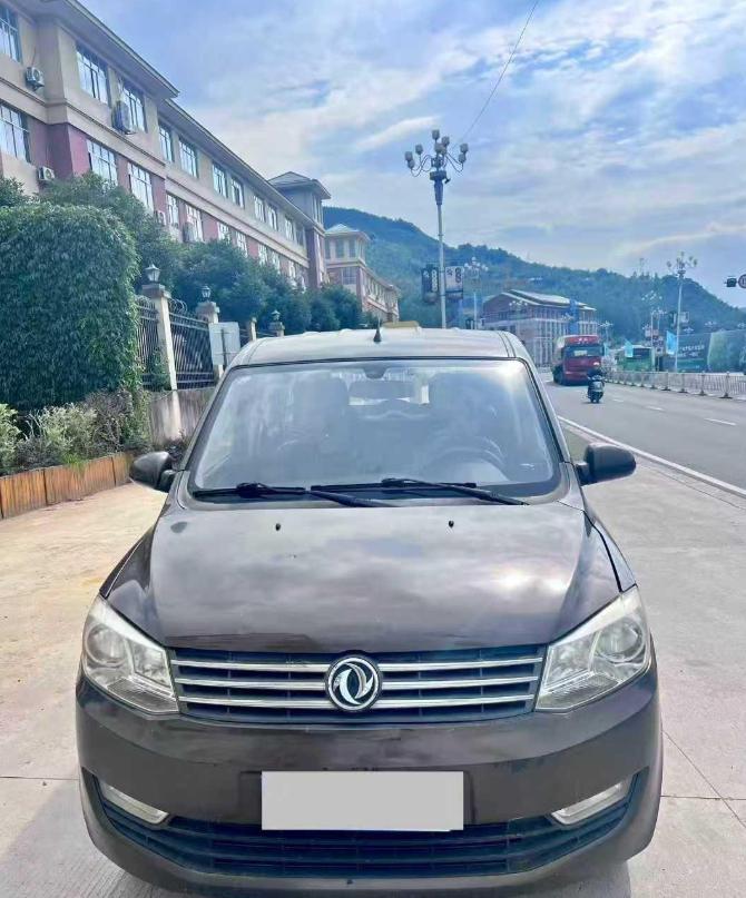 说出来你可能不信，买完那辆二手车的第一个晚上，我失眠了。不是后悔，是想通了一件