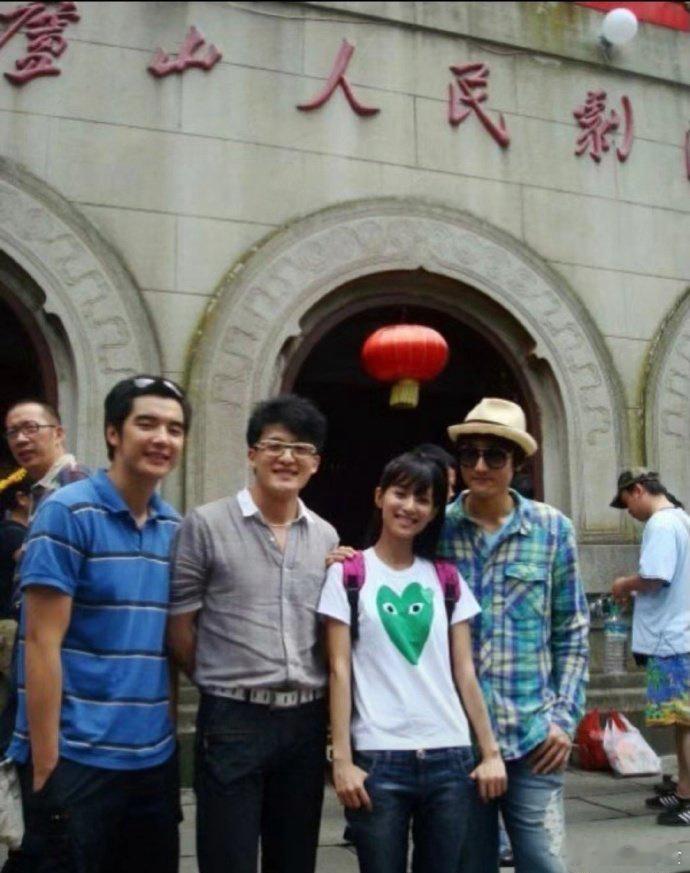 年轻真好《爱情公寓》现在才懂这张照片的杀伤力啊…