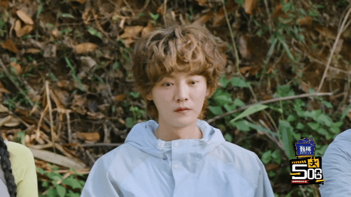 鹿晗挑战高空飞跃鹿晗os：哈哈哈哈哈