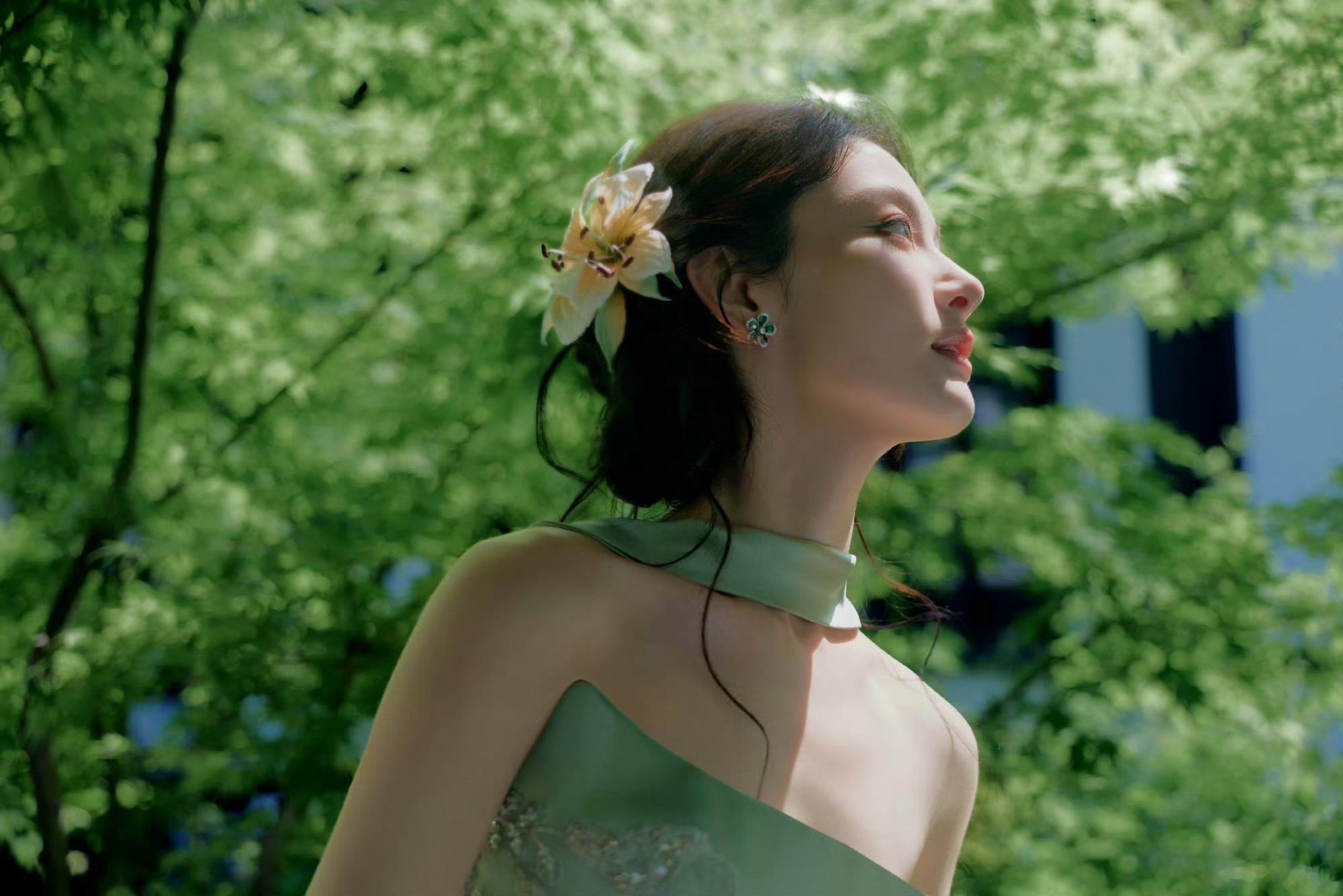 小核桃这个造型挺古典美的。