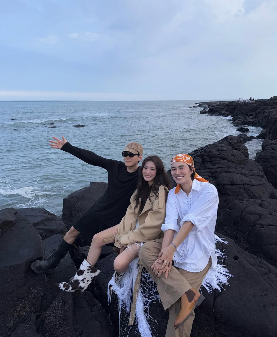 好松弛的卢昱晓！！！好美啊啊这个妆造！！啊啊啊啊啊特别特别美🥹🥹卢昱晓美式甜