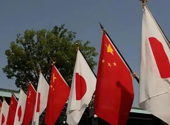 据说韩国专家曾经发出一句极度清醒的警告，中日一旦开战，全世界没人能从中国身上占到