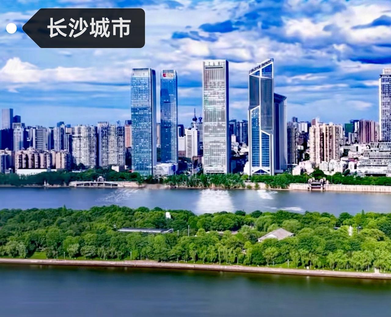 说实话，湖南长沙与广西南宁的城市区别对比，长沙城市连广西南宁城市都搞不过，谈何城
