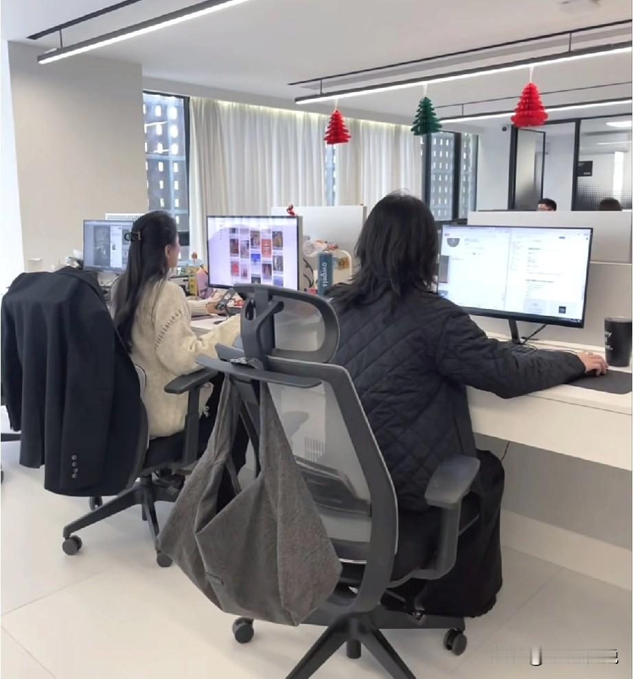 部门经理好不容易给下属争取到涨薪500的名额，员工却私下找到涨薪2000的工作后