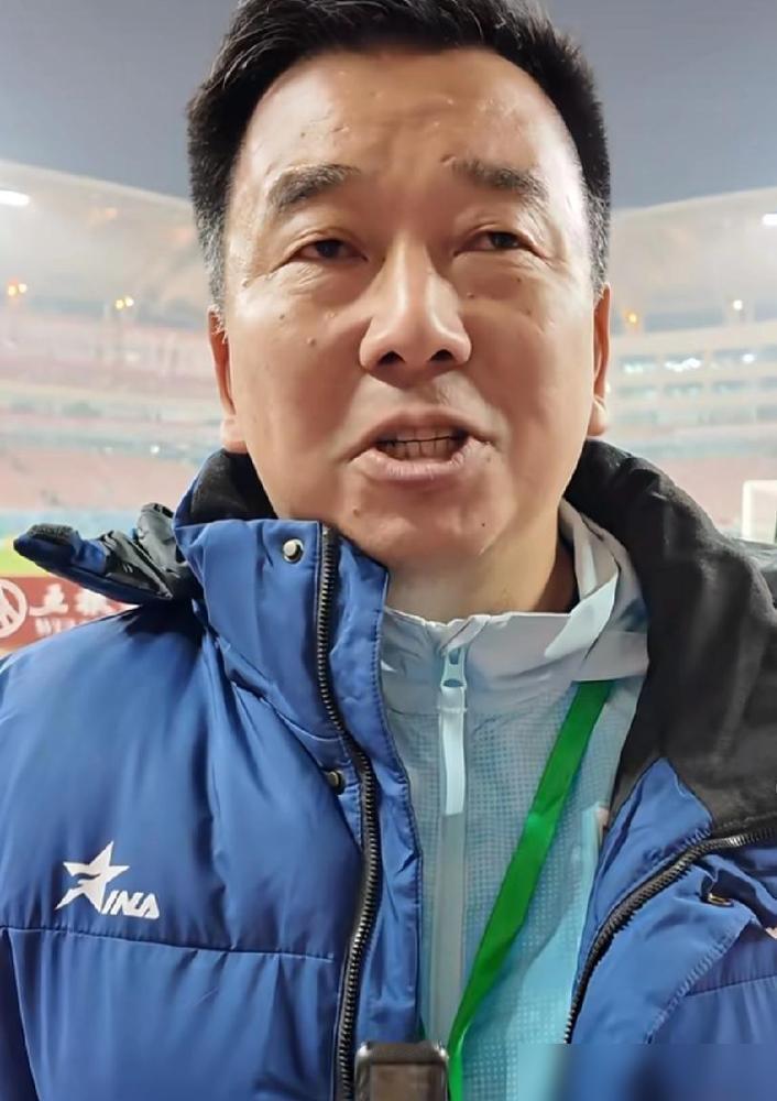 湖南足球，突然给自己修了“一堵墙”。新规一刀切：球队一半人必须是湖南籍或长住湖南