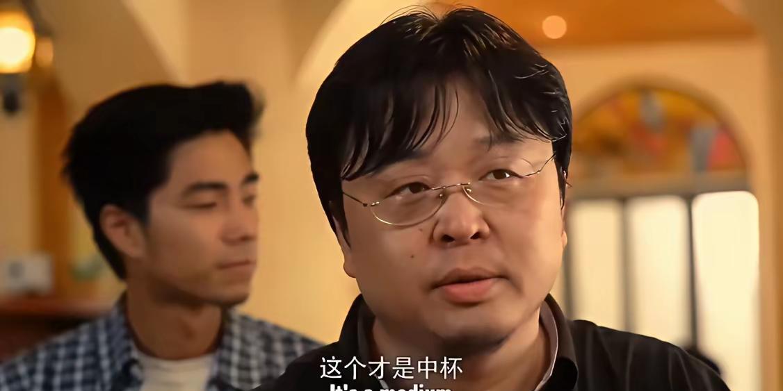 罗永浩绝对是高智商，只是长得不太像而已，最初他背了一年单词，然后进入了新东