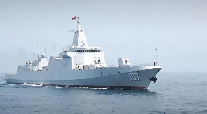 关于“来真的了？外媒：055在南海试射鹰击-20，日本航母就在附近。动静越来